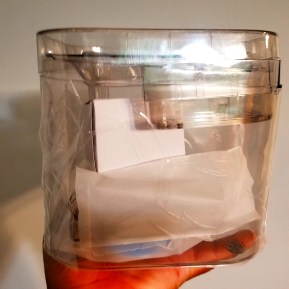 NWOT Hapup pet fountain with filter - Picture 2 of 10